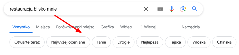 Podpowiedzi wyszukiwarki po wpisaniu frazy restauracja blisko mnie