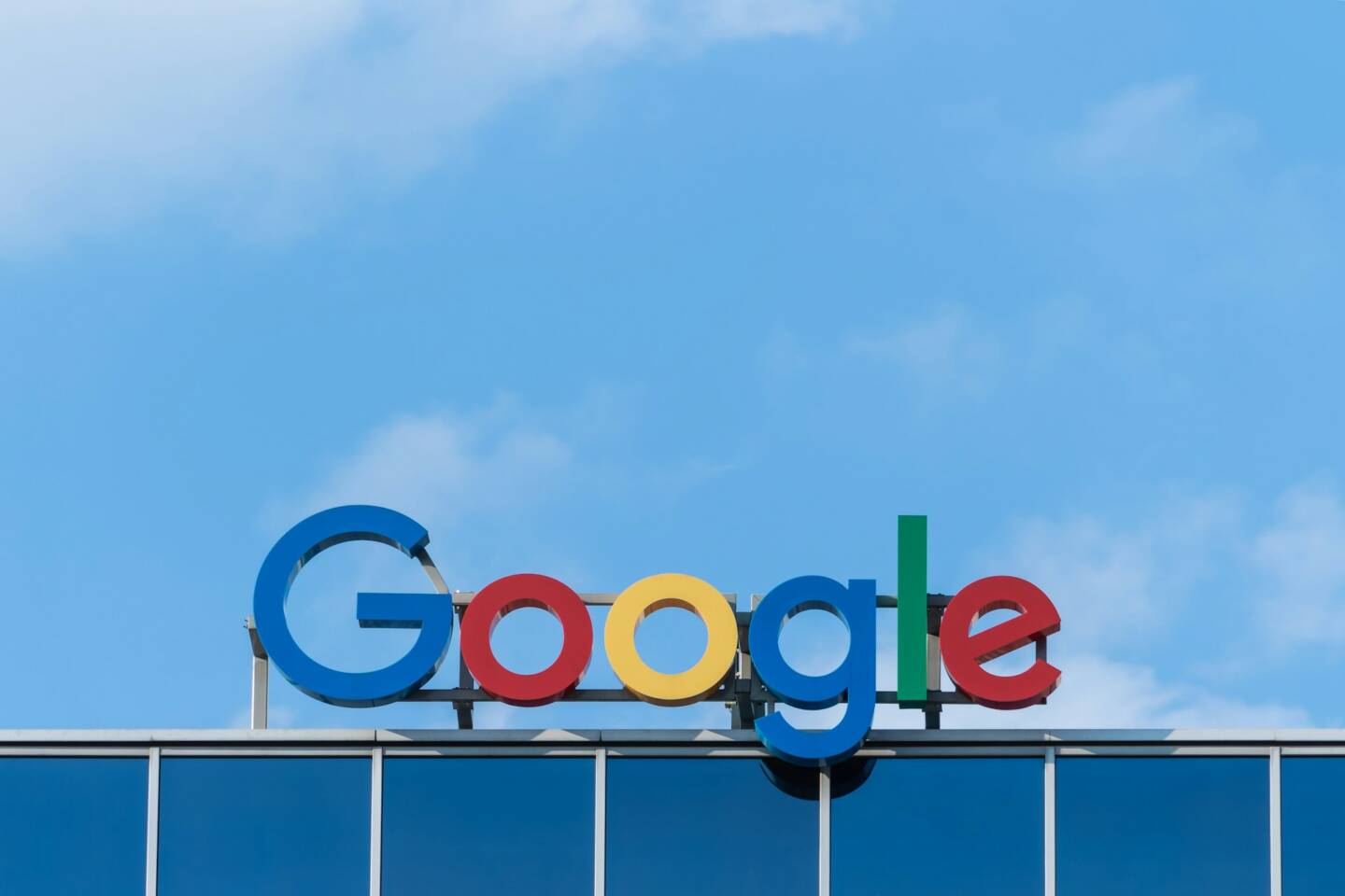 Google usuwa parametr &num=100 – co to oznacza dla branży SEO?