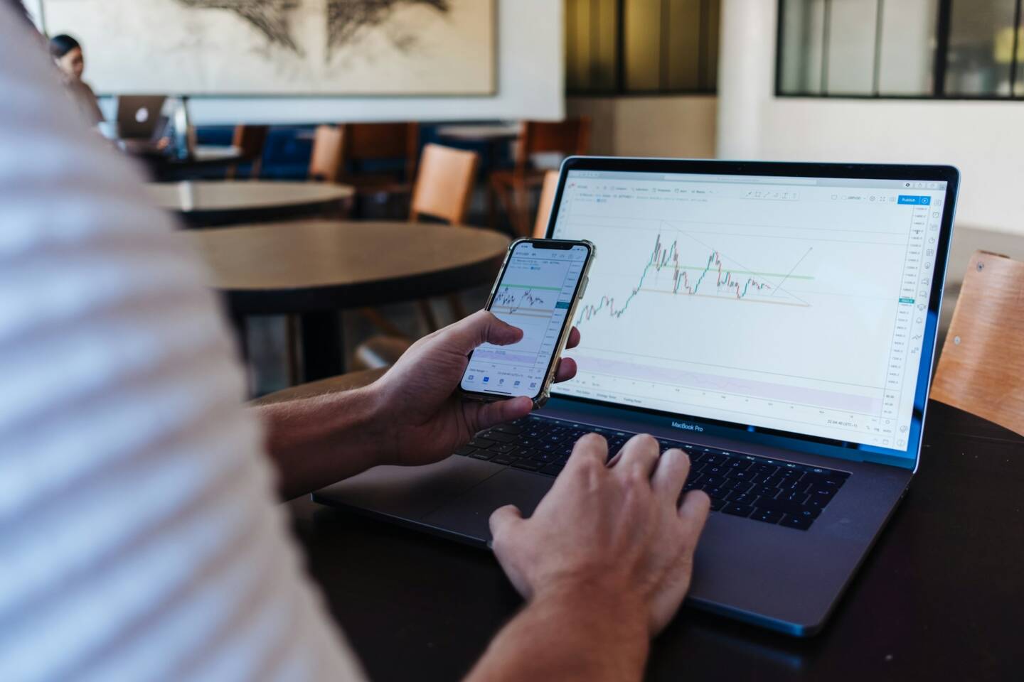 Pozycjonowanie dla firm B2B – jak wygląda skuteczna strategia?